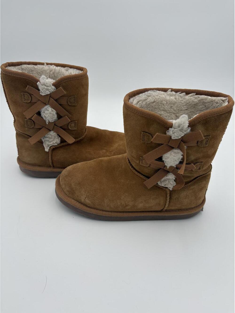 UGG Koolaburra Woman’s Sz 5 Brown Suede Winter Boots Sherpa Lining Bow Detail